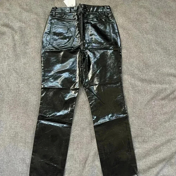 NWT Good American GC125T Women's Pants 8/29 Black Textured Fux Leather Goth - Picture 2 of 11